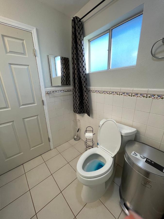 Private Room In La With Free Wifi And Tv With Shared Kitchen Los Ángeles Exterior foto