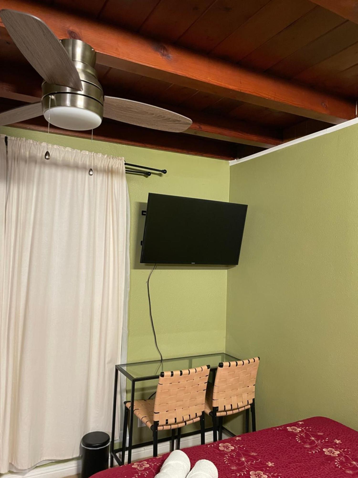 Private Room In La With Free Wifi And Tv With Shared Kitchen Los Ángeles Exterior foto